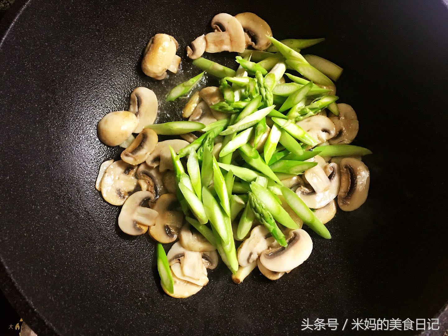 圖片[9]-蘆筍炒口菇做法步驟圖 孩子吃長智力強體質老人吃防骨質疏松-起舞食譜網