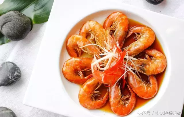 舌尖的10道经典鲁菜,脆嫩爽口,色香味俱全! 鲁菜菜谱 第2张 舌尖的10道经典鲁菜,脆嫩爽口,色香味俱全! 鲁菜菜谱 第2张