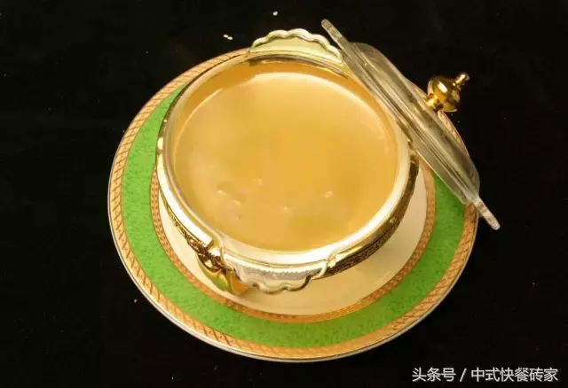 舌尖的10道经典鲁菜,脆嫩爽口,色香味俱全! 鲁菜菜谱 第5张 舌尖的10道经典鲁菜,脆嫩爽口,色香味俱全! 鲁菜菜谱 第5张