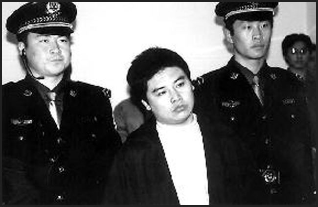 曾经的打黑除恶1号案件 东北检察官杀手系列案件始末