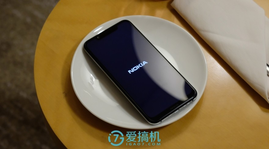 Nokia最強性价比高神机！NokiaX7先发入门：骁龙710 LCD屏！