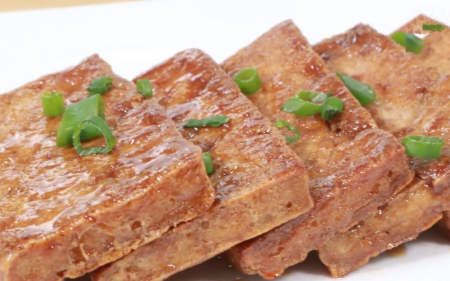 特色菜照烧豆腐做法 焦香味美 比吃肉还好吃呢