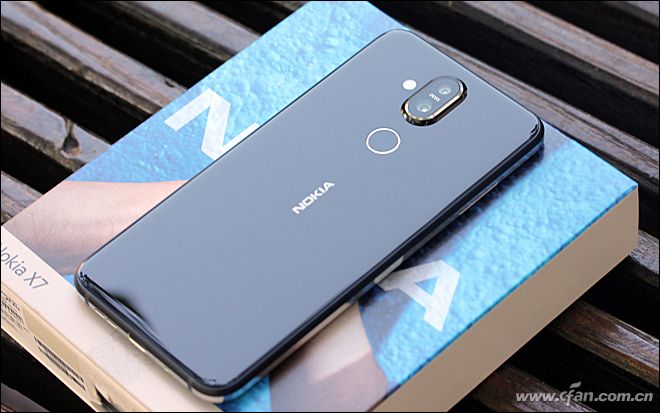 蔡司AI 拍暗叫绝！Nokia 7评测体验