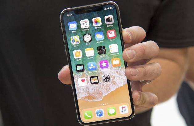 iPhone X坠海8小时后被寻找竟完好如初，网民：这搞笑段子编的非常好