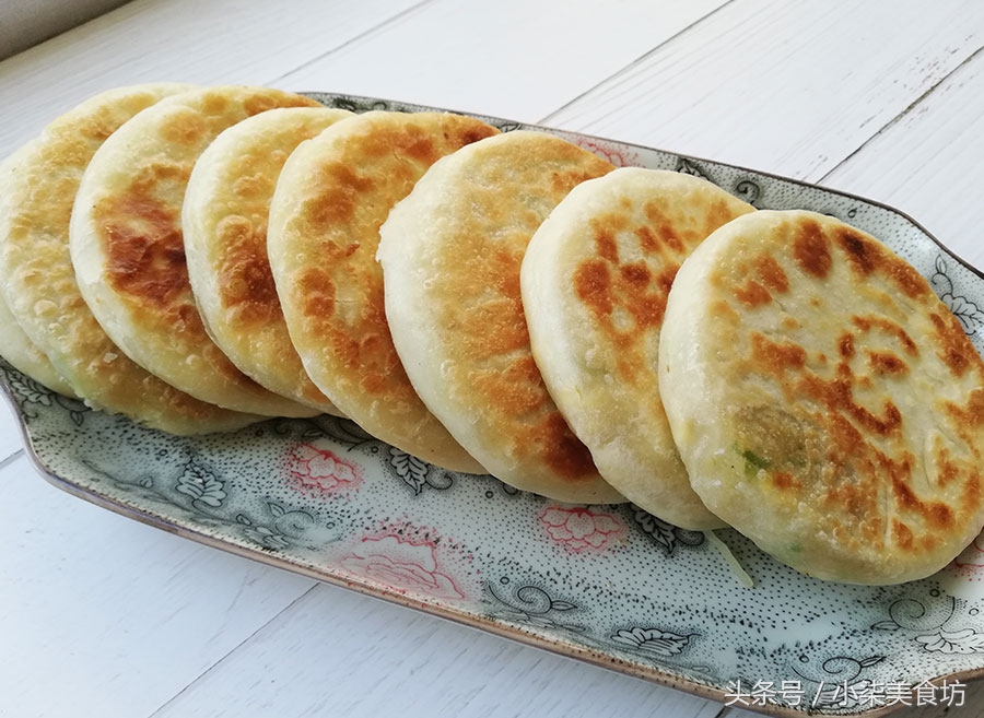 图片[21]-想吃这个馅饼 不用发面 开水一烫 10分钟就能做好 外酥里软-起舞食谱网