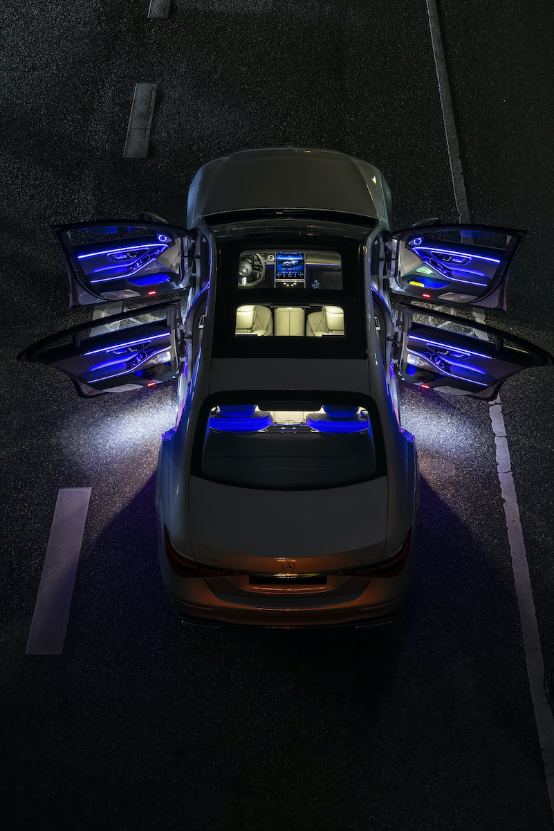 豪华科技的传奇风向标——梅赛德斯-奔驰S级科技体验