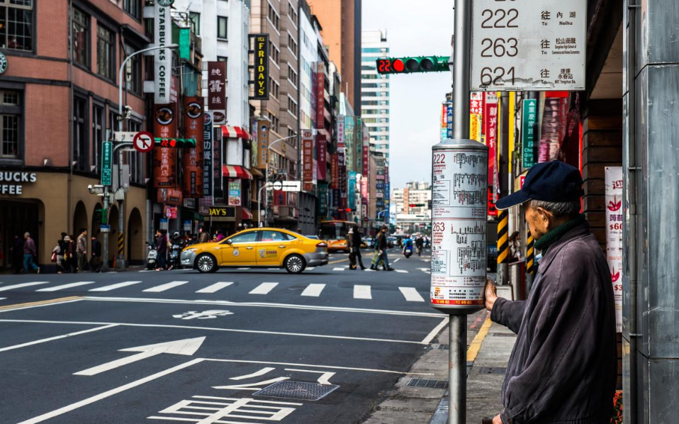�台獨�引狼入室蓬佩奧樂壞了！ 台灣民眾有苦難言大陸強硬警告