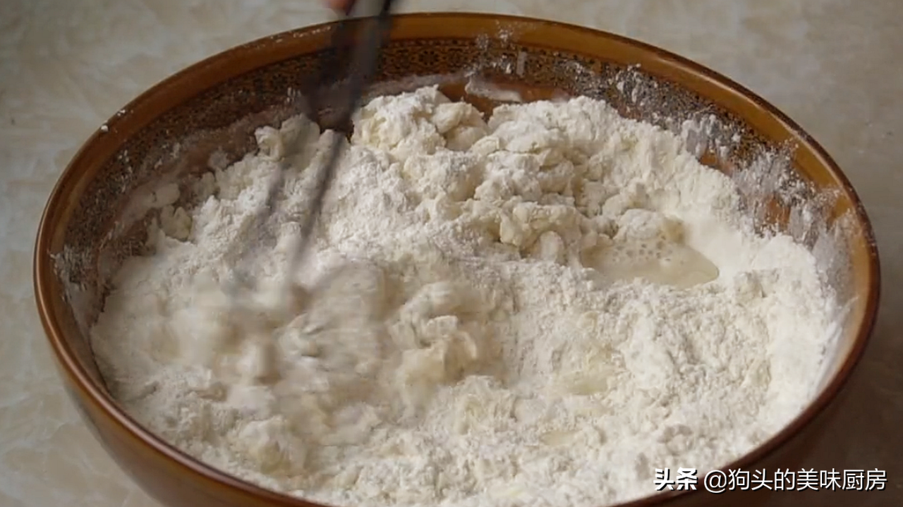 春天多吃菠菜，學會這種做法，孩子隔三差五要吃，上桌就光盤