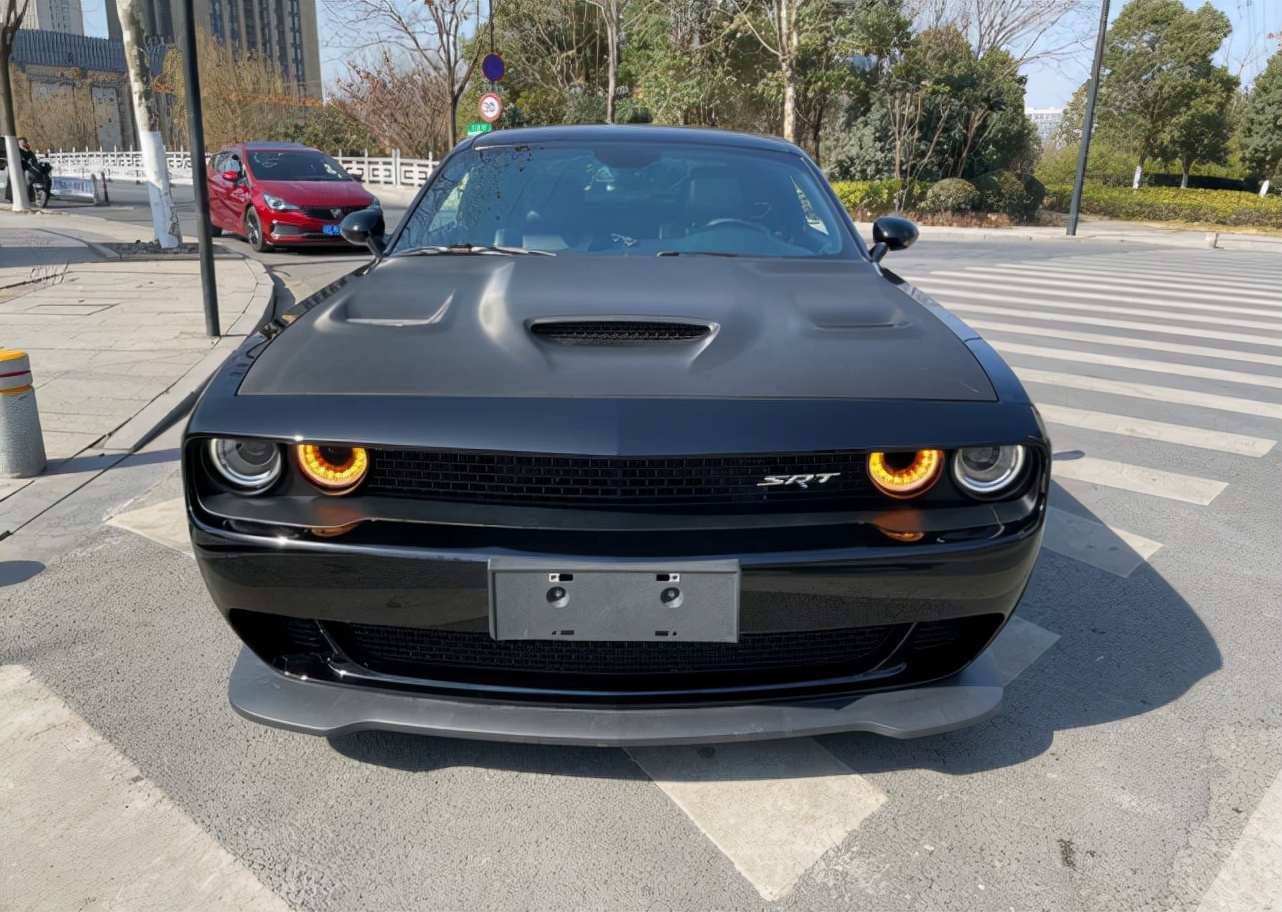 地狱猫汽车报价及图片_【读车号】