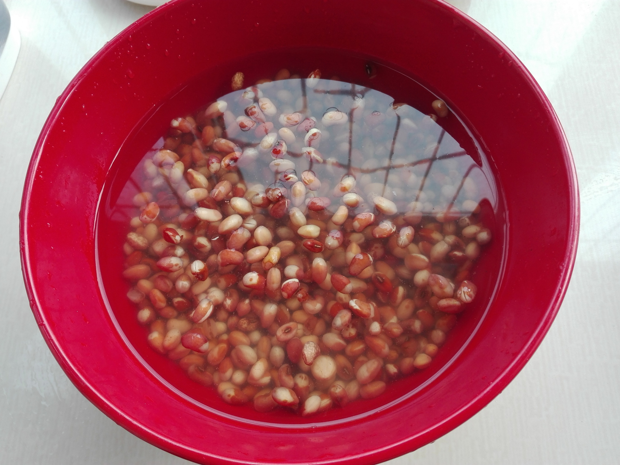 春天記得多吃紅豆，教你簡單做法，放鍋裡一蒸當主食，營養又美味