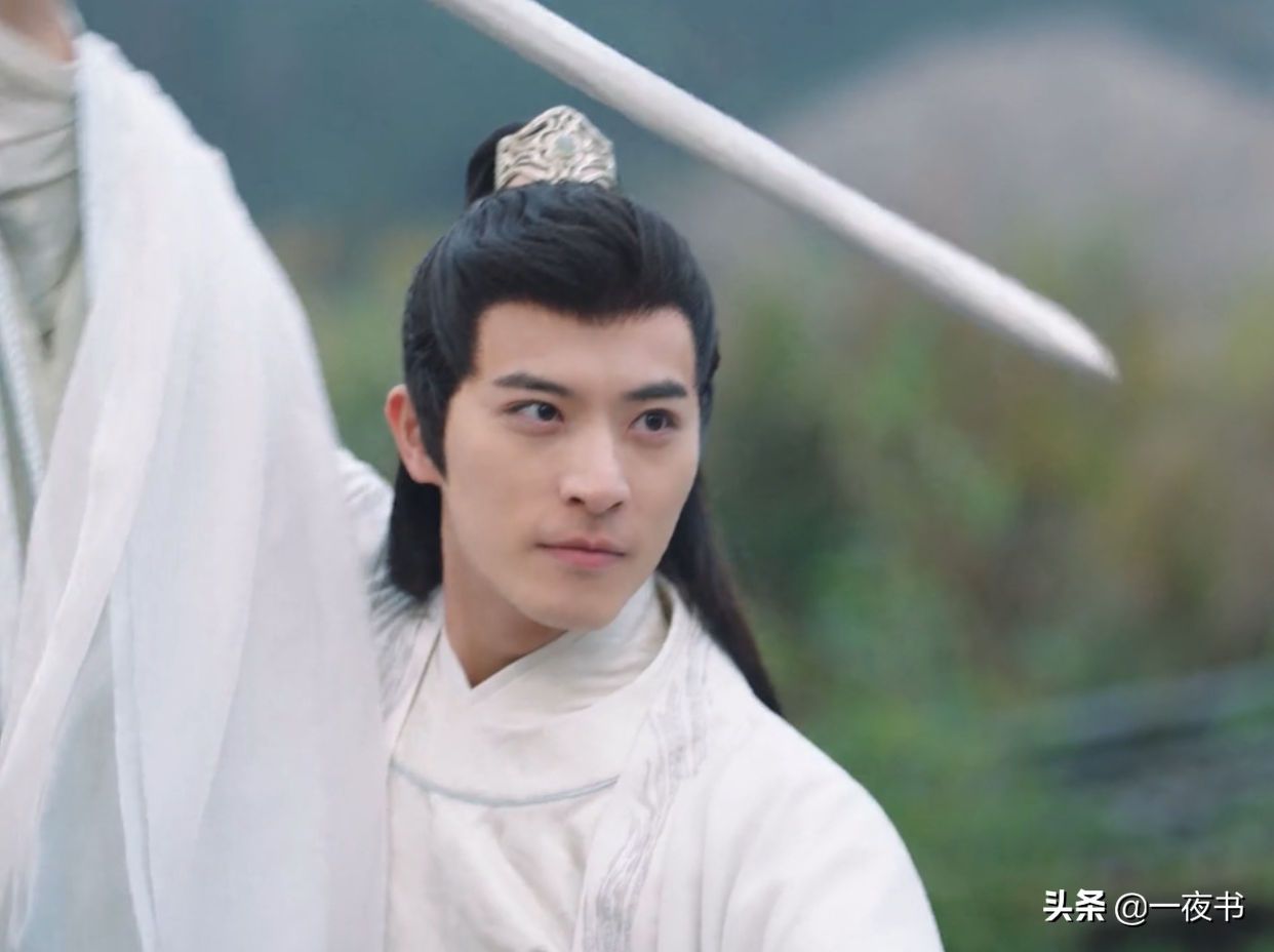 国子监来了个女弟子野心膨胀的卓文远篡位做了6年皇帝被宴云之击杀