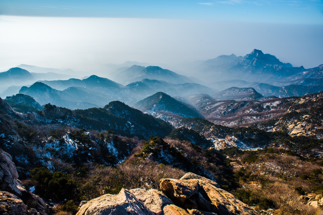 岱宗是什么山(泰山又名岱山、岱宗，位于山东省中部，隶属于泰安市)