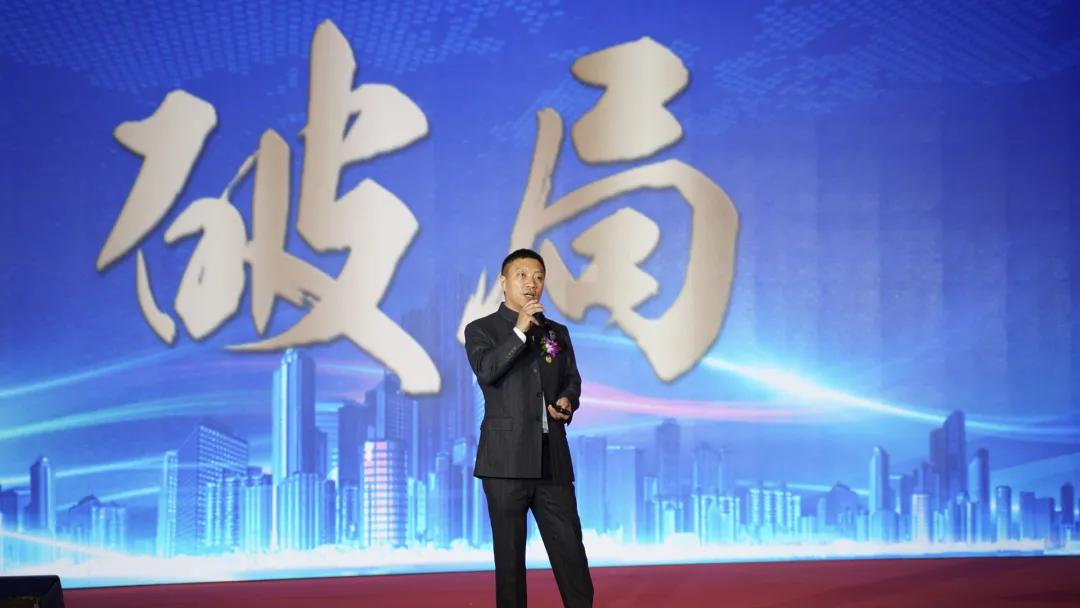近千名医药人齐聚一堂 为健康公益助力 共话互联网+新医药