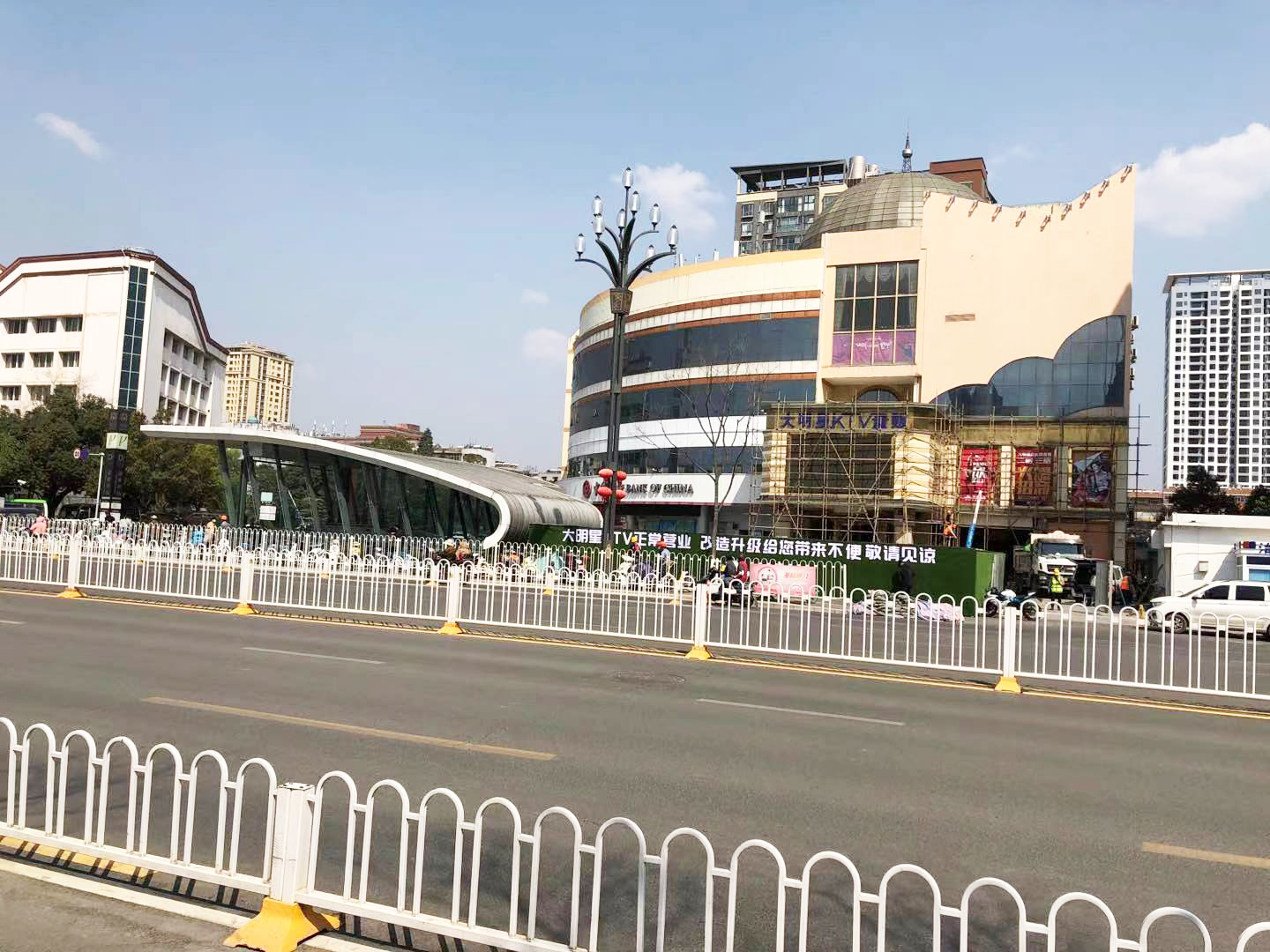 实力观邸售价预计2.5万/㎡以上，接驳地铁能溢价5000元？