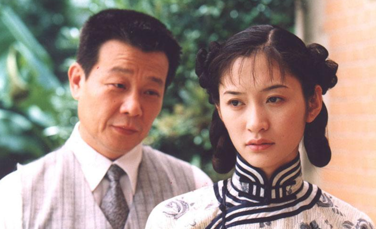 李小冉：被魔鬼前任威胁，为梅婷前夫流产，最终和男闺蜜修成正果