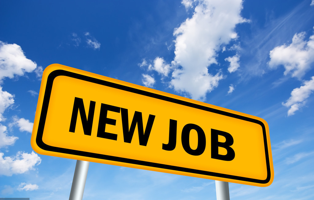 34岁的程序员跳槽国企，月薪从3万2降到1万4，要