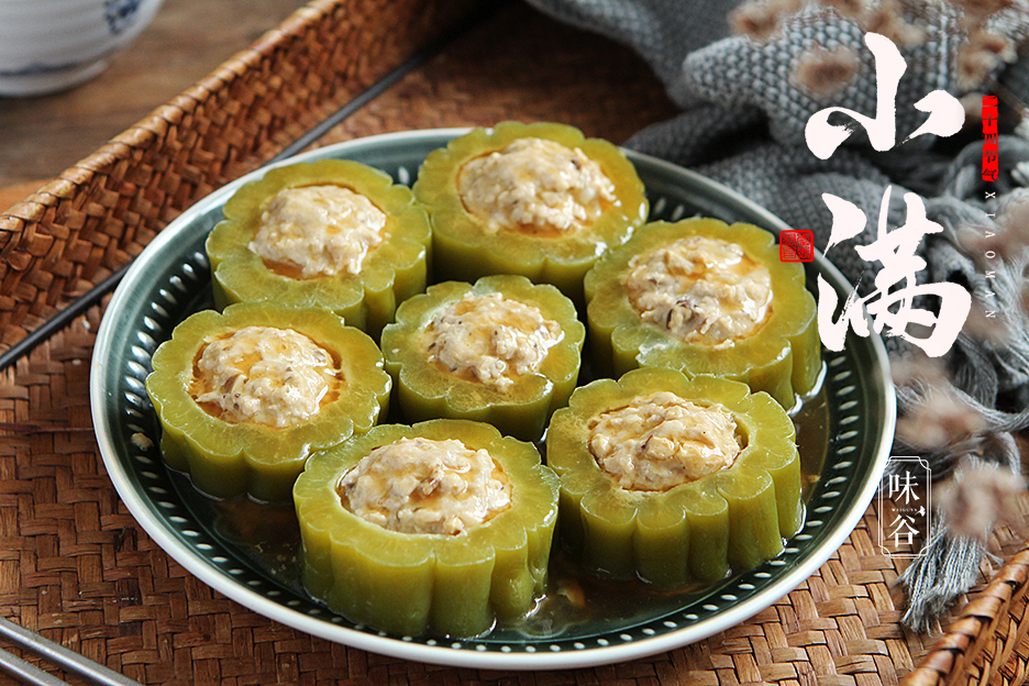 小滿後天氣熱，多給家人做這個吃，蒸一蒸澆上料汁，好吃還解暑