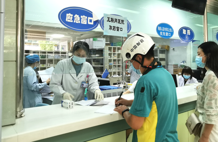 物流电商垂涎医药流通，顺丰向左，邮政向右，京东系左拥右抱