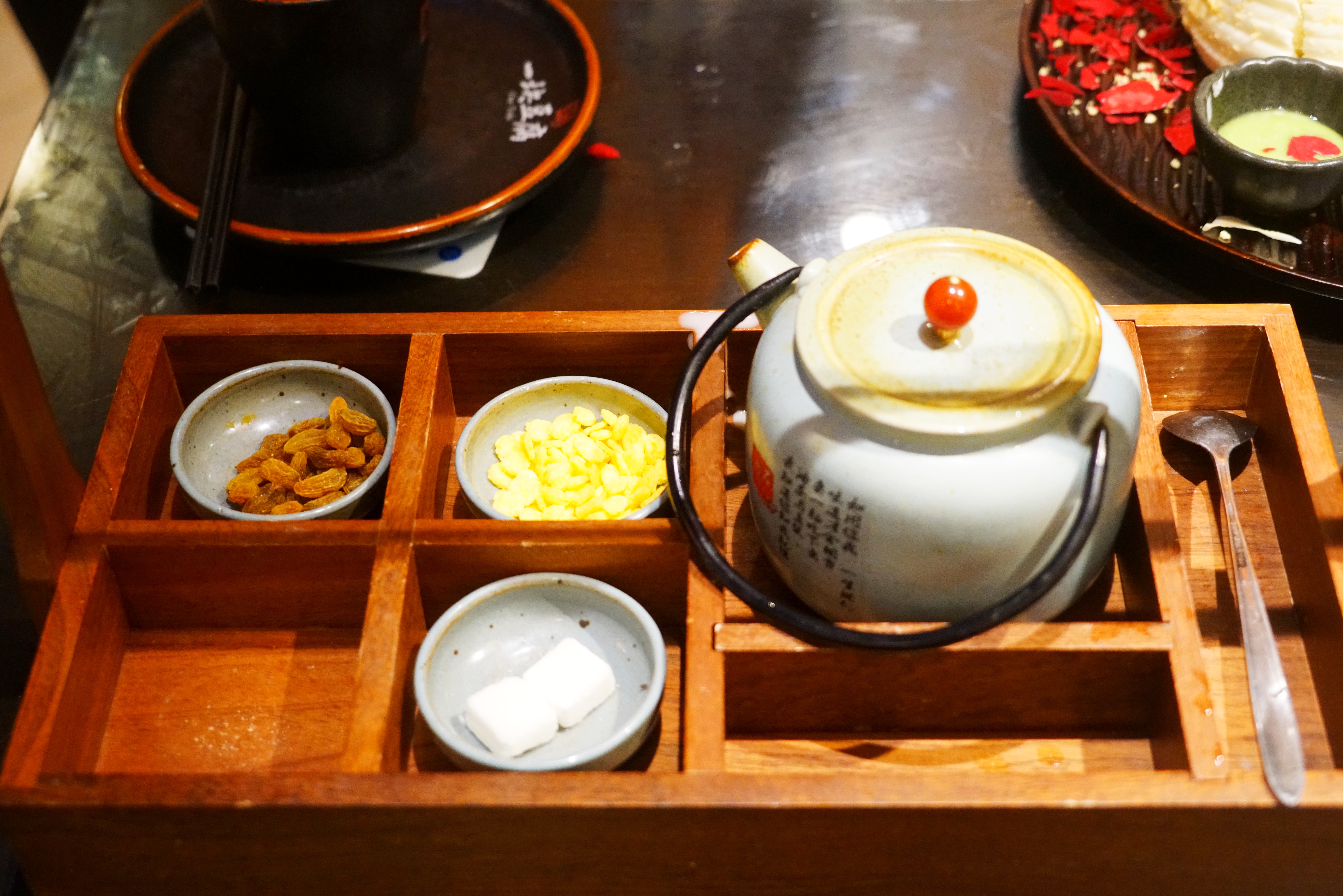 冬天旅行首选目的地，三亚吃喝玩乐全攻略，给你最悠闲的海岛时光