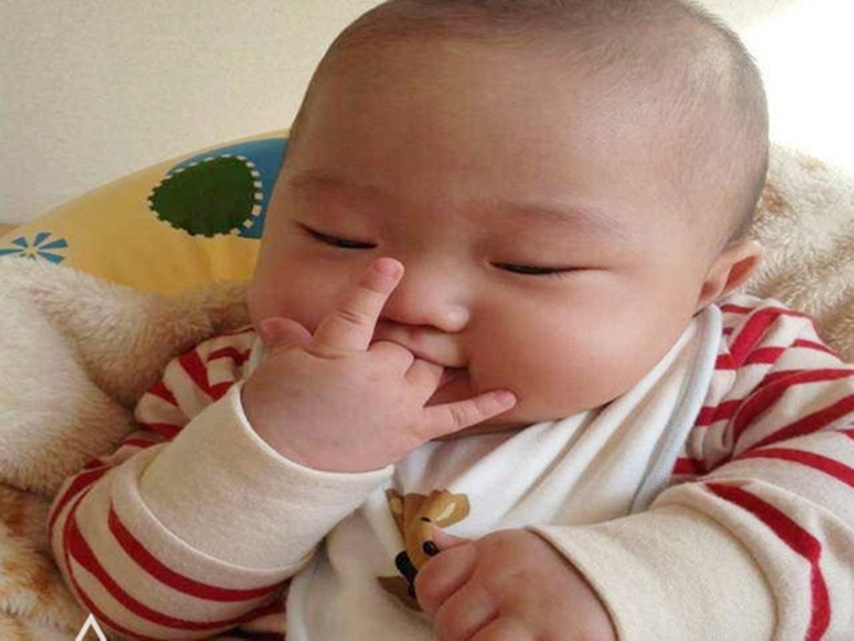賈靜雯的小女兒顏值變化大赶超姐姐，孩子的顏值受哪些因素影響？