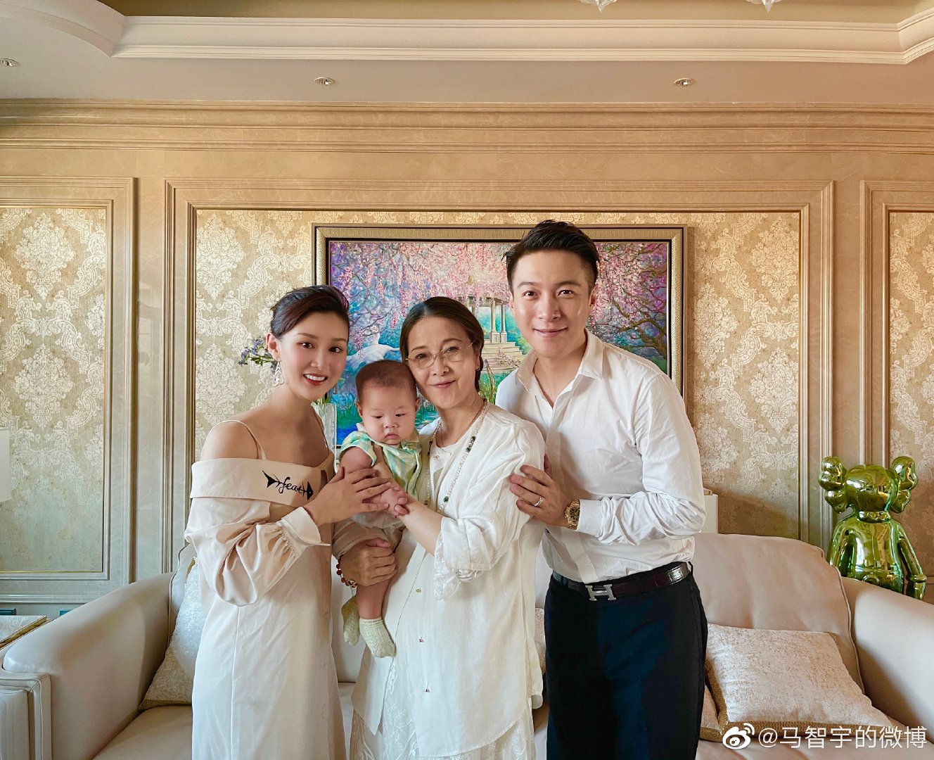 曾是银幕女神，经商后身价上亿：李小璐不争气，但她妈妈是真牛