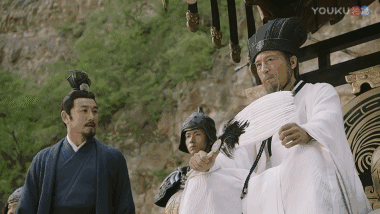 首位走上百老汇的华人，教出胡歌、袁弘，拍戏