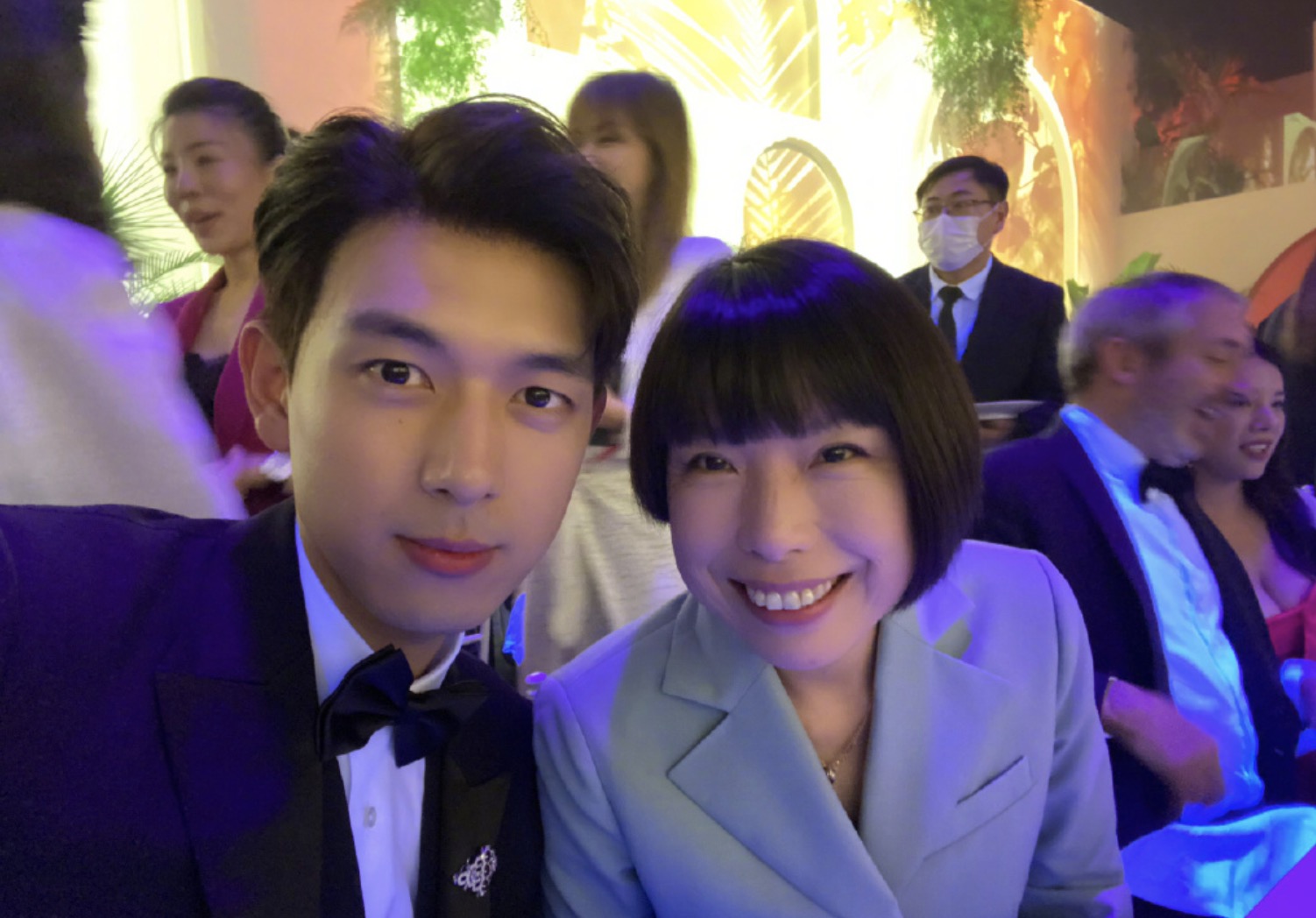 李現自稱不是偶像是演員，不抽煙不喝酒，每晚堅持健身超自律