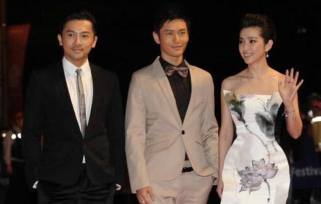 当173的苏有朋撞上179的黄晓明, 谁谎报身高一目了