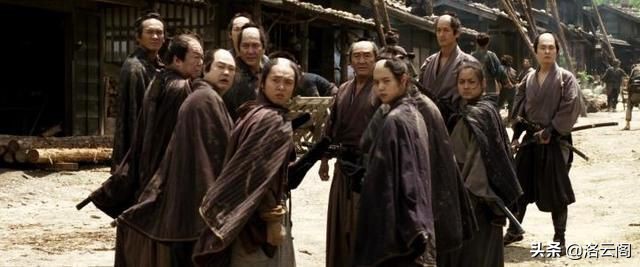 此人是明朝人，由海盗头子变成日本人眼中的神明，拥有传奇一生