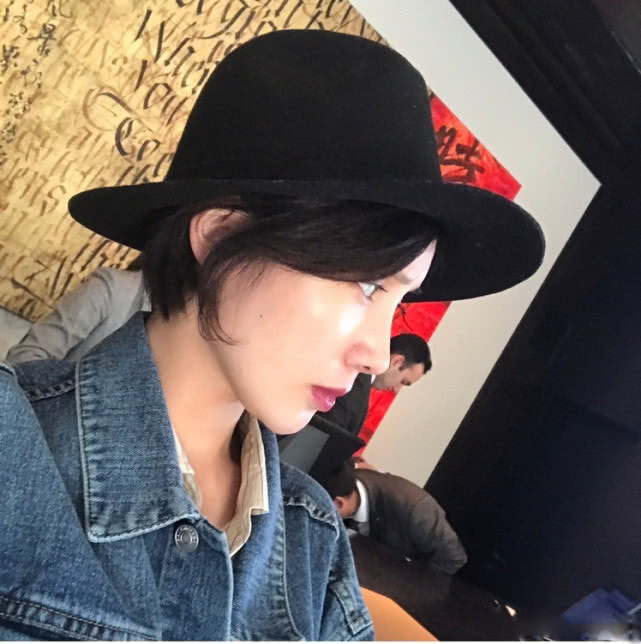 王雨馨助理半夜发声，疑要放大锤要让黄景瑜身