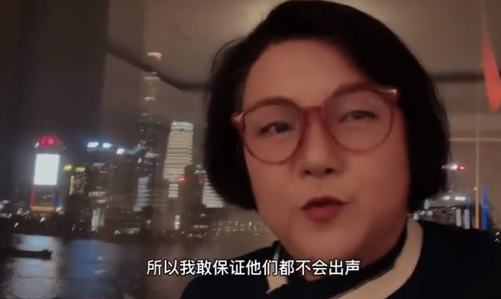超百位明星声援新疆棉！洪晃痛骂HM有病，尼格买提亲下棉田支持