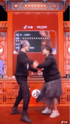 抖音「升温」春节档，国民年味加载中