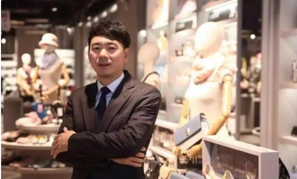 中国女鞋新王诞生：打败达芙妮百丽！每双不过