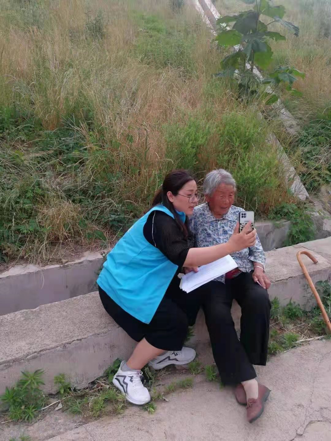 【我为群众办实事】 郑城网格员“上门、下地”实实在在帮助群众解决困难