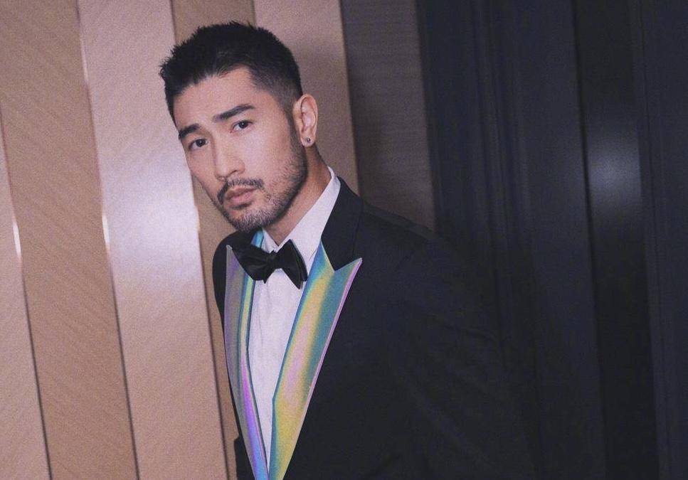 高以翔离世半年多仍被“消费”，粉丝欲送花缅