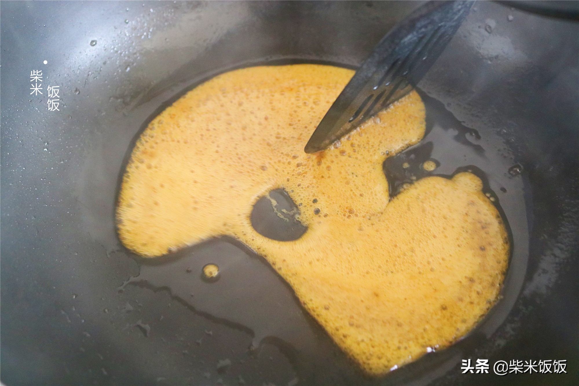 夏天吃肉，这个做法太省事了，丢进锅里不用管，时间一到满屋飘香