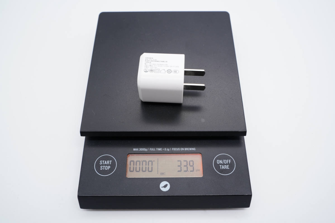 迷你机身，内置高集成电路，这款20W PD快充设计绝了