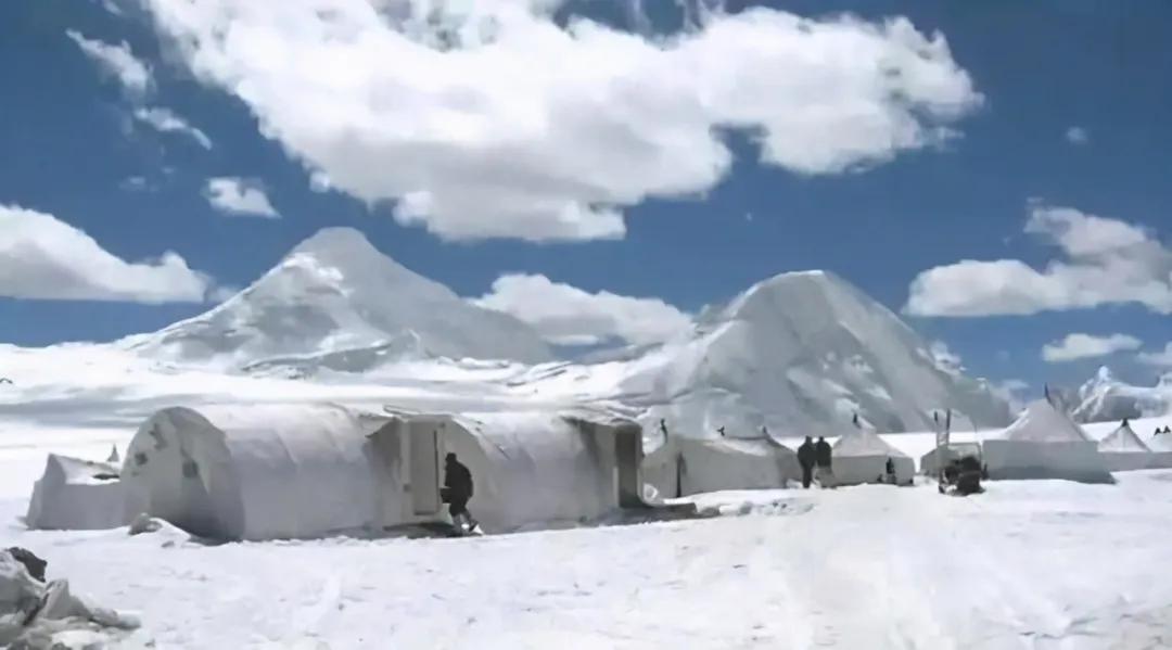 印度三军特种部队抵达中印边境！中方未回应，