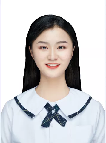 积极上进的藏族女孩，她是青海民族大学的侯智祥