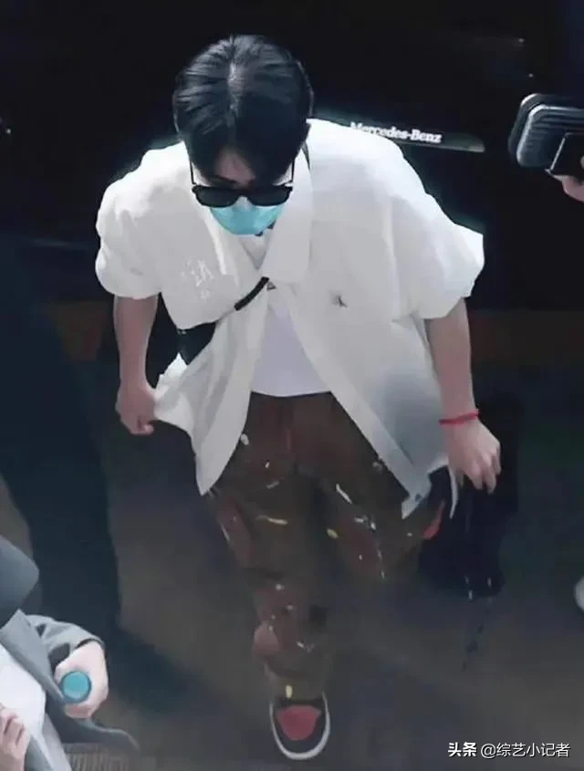 肖战保镖没有打路人，只是和黄牛发生冲突，浙