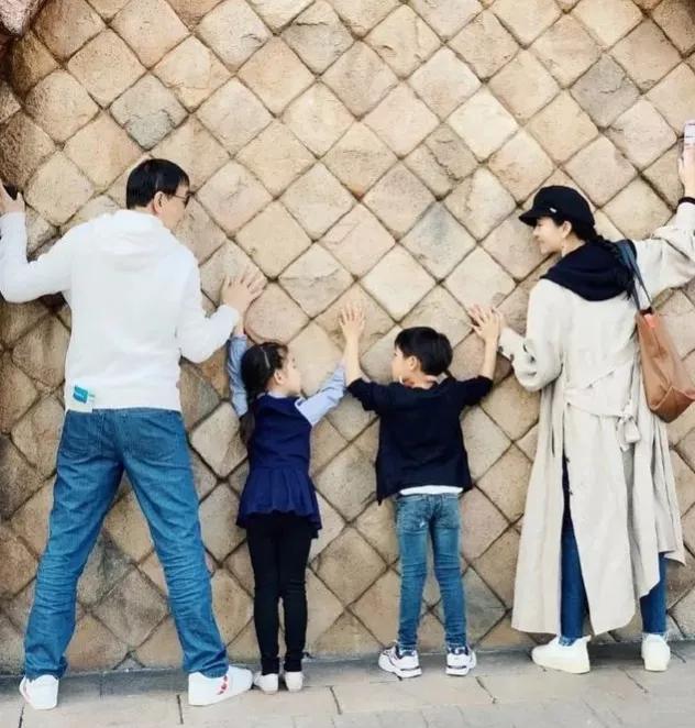 苗圃，曾与罗晋相爱，嫁入豪门后却被称“大妈”，梦醒时可后悔？