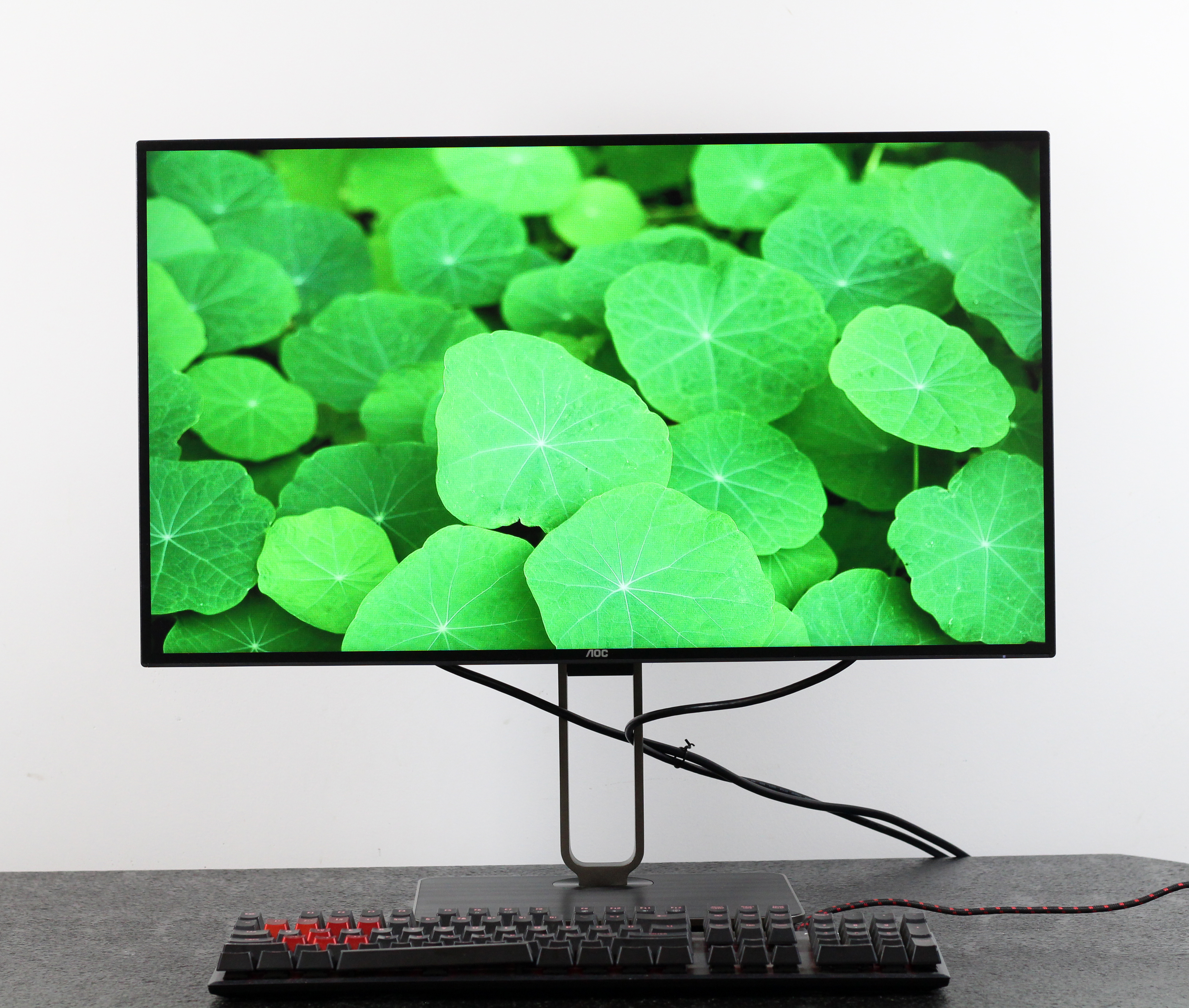 AOC Q27U2显示器评测：为创作者提供的一块好屏