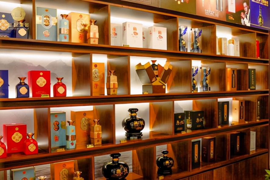 酒业连锁"新物种"宝酝名酒酱酒馆落户北京马连道