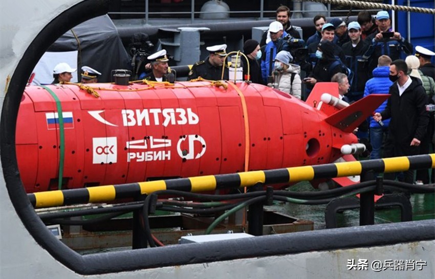俄测试无人潜航器，能跟踪潜艇，美俄不约而同痴迷研发无人潜航器