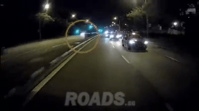 涉毒司机开车逆行逃窜，新加坡警车狂飙14公里缉拿