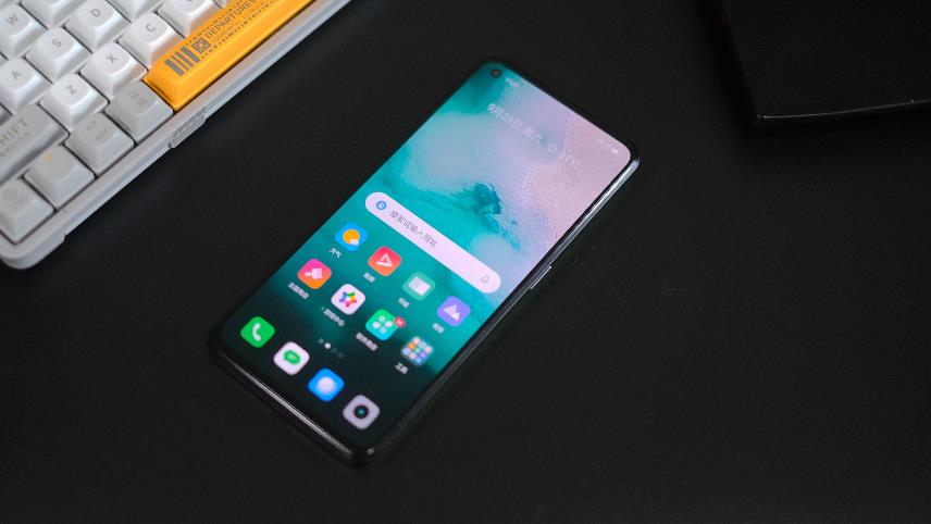 realme真我GT Neo2评测：两幅“面孔”双重体验，扛起质价比大旗