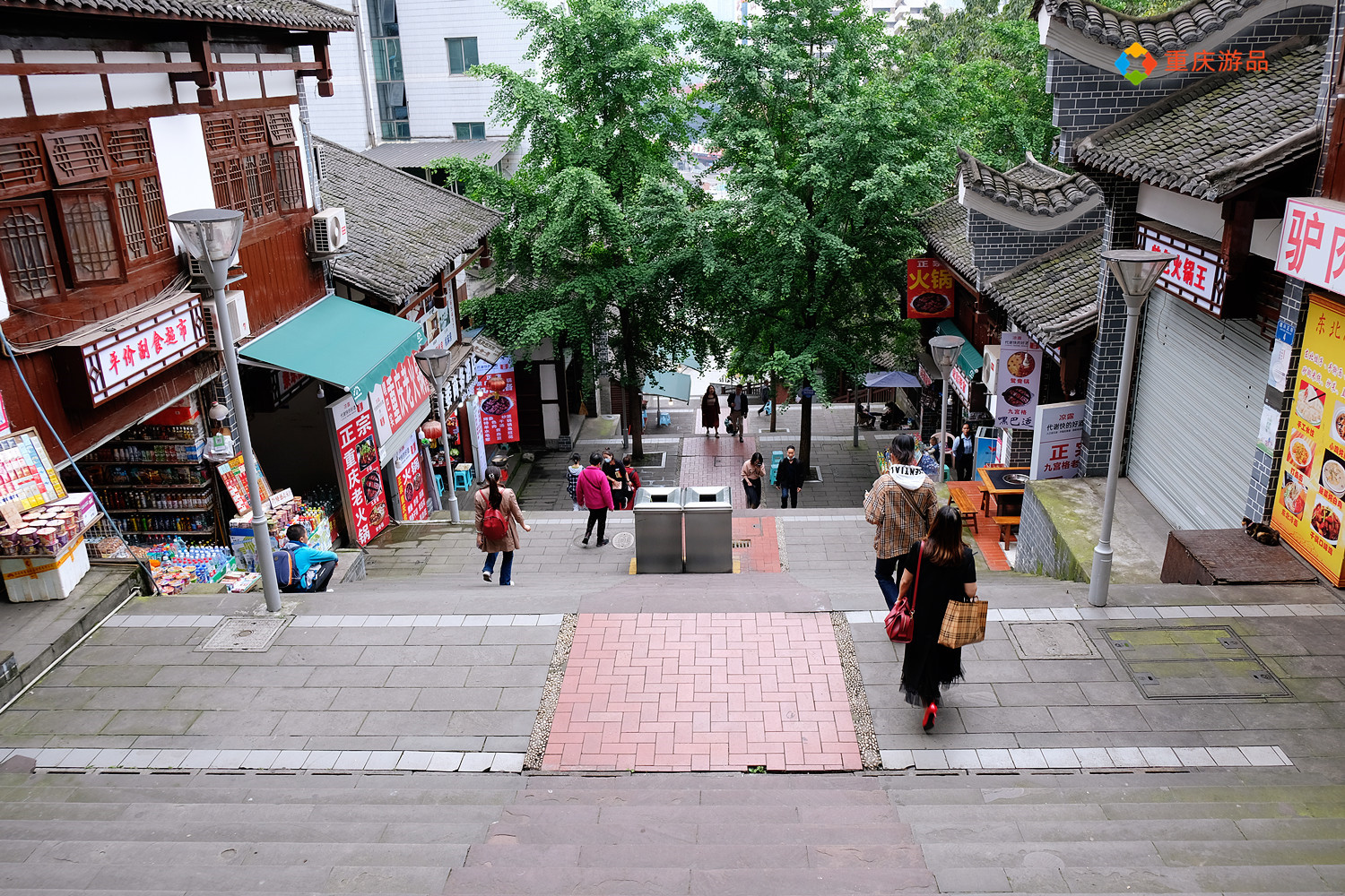 重庆方言：遇上“铁公鸡”怎么办？只能说一句：太央夹了