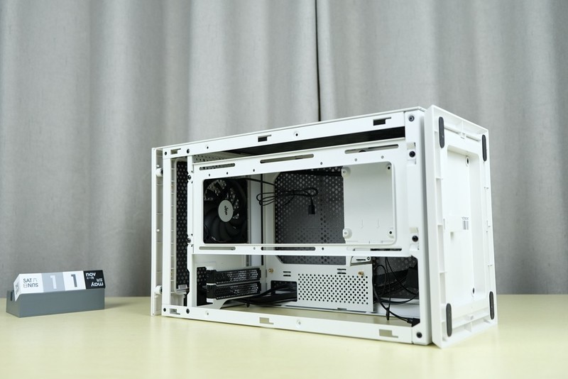清新、轻巧、实用：爱国者 S1 白色 ITX小机箱 上手实录