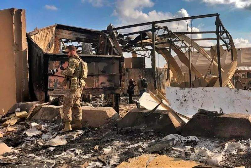 如果一艘美国驱逐舰在"自由航行"时被击