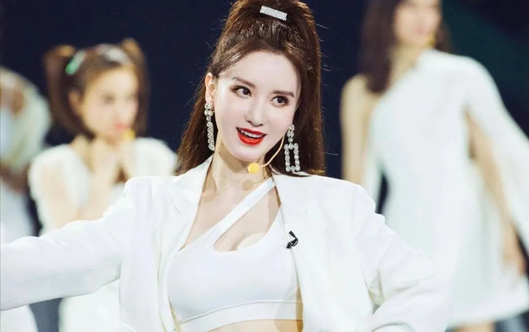 张萌，不会拉票的女演员，不是好的制片人